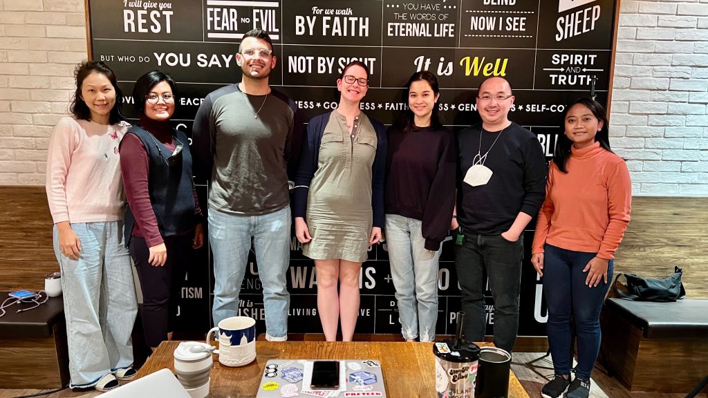 KA Diskusi Bahan Belajar Alkitab Dengan Island ECC Hong Kong